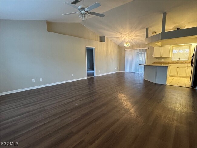 Photo - 1010 Candlelight Dr Casa