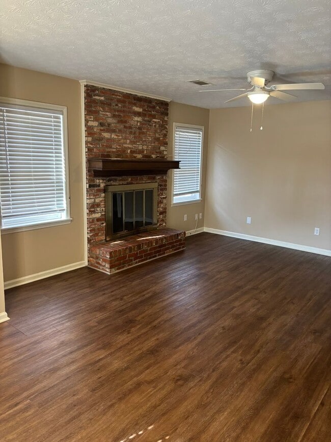 Photo - 6313 Olde Towne Dr Unit A