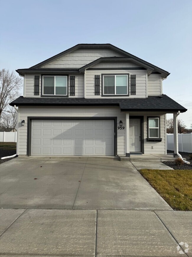 Building Photo - Brand New Construction 3 Bed Home Move In ...