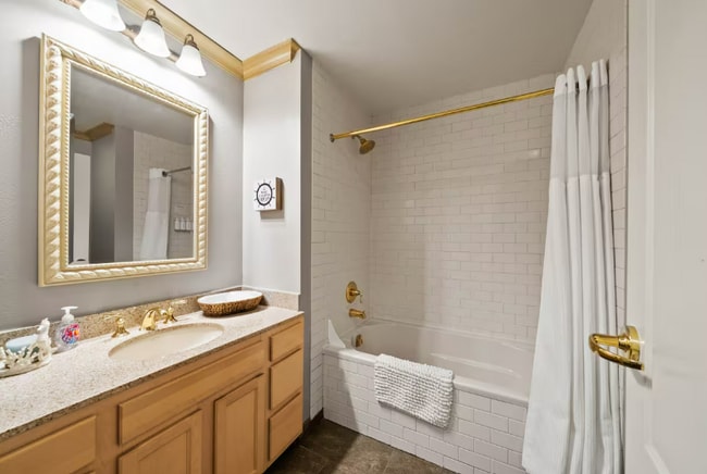 Photo - 418 Beachfront Dr