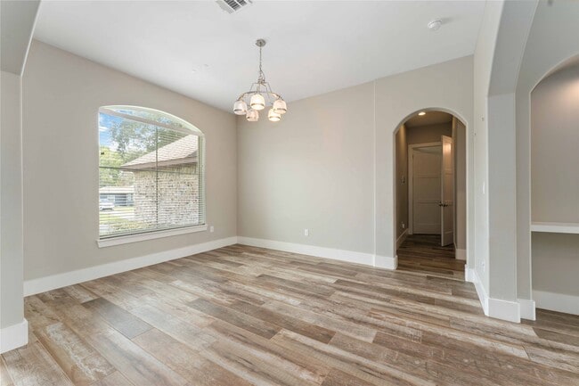 Photo - 4310 Fernwood Dr
