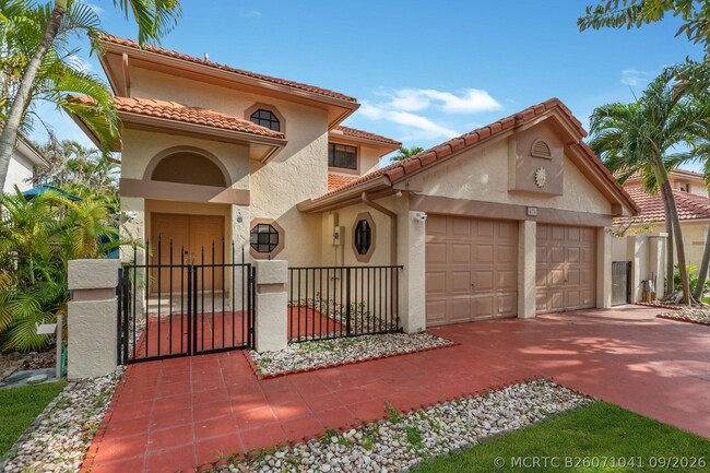 Photo - 476 NW 38th Terrace