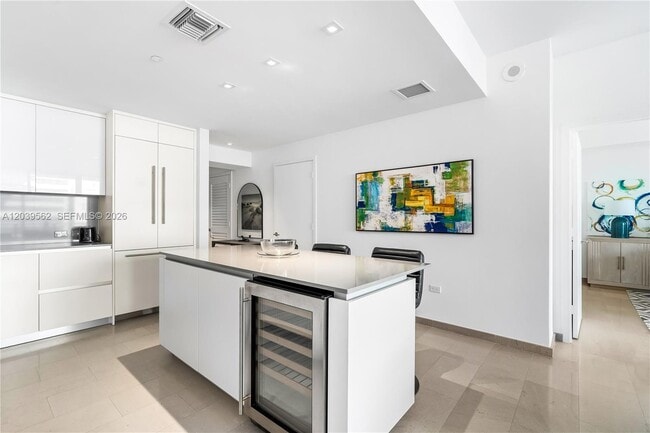 Photo - 88 SW 7th St Unit 1006
