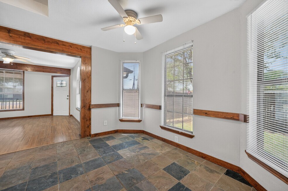 600 Jefferson Ave