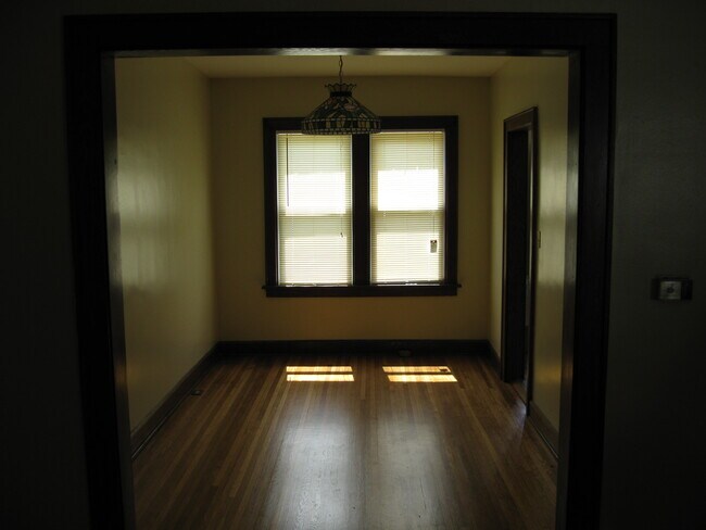 Photo - 495 Wyandotte Ave
