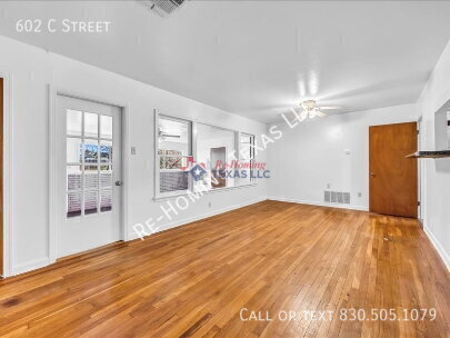 Photo - 602 C St