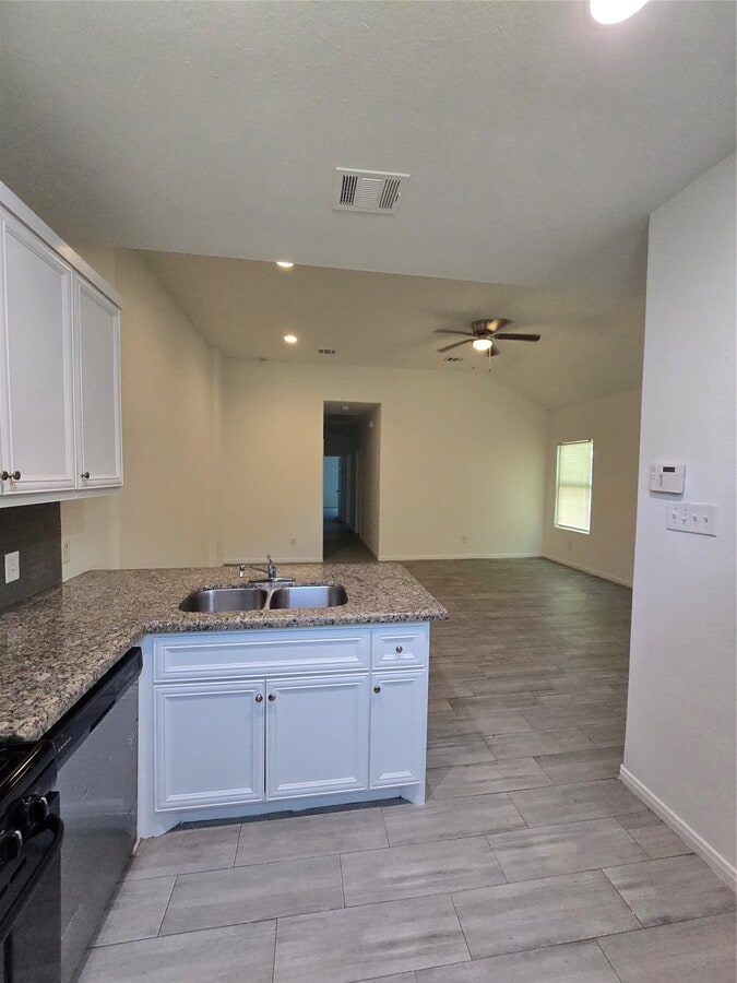 Photo - 3702 Wylie St