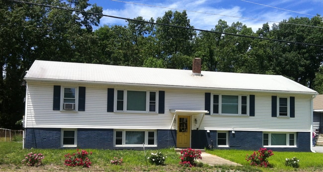 Photo - 170 Johnson St Unit D