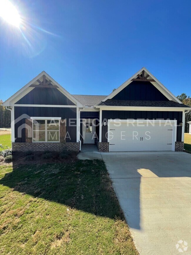 Building Photo - Home for Rent in Riverside, AL!!! Availabl...