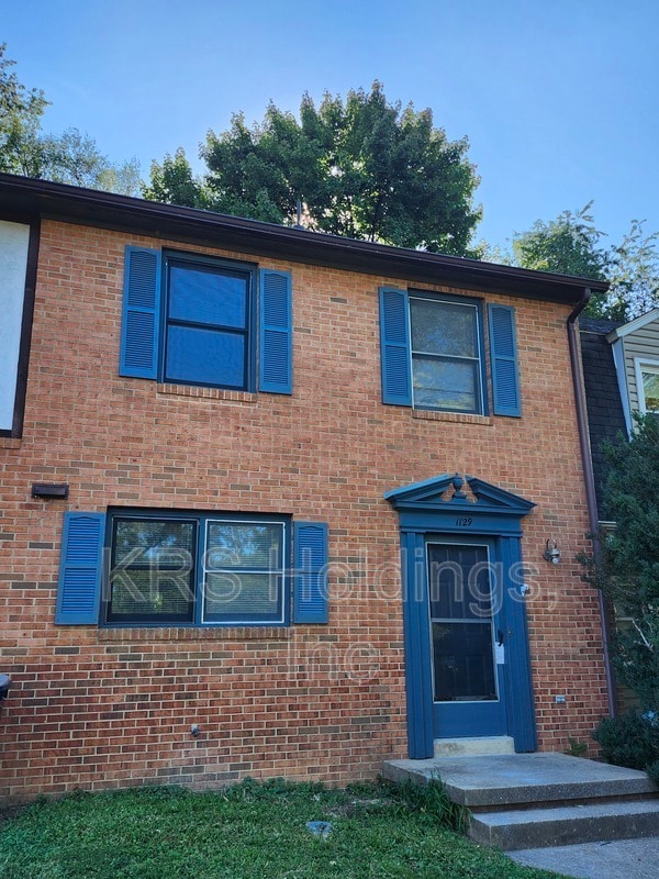 Building Photo - 1129 Mountain View Dr