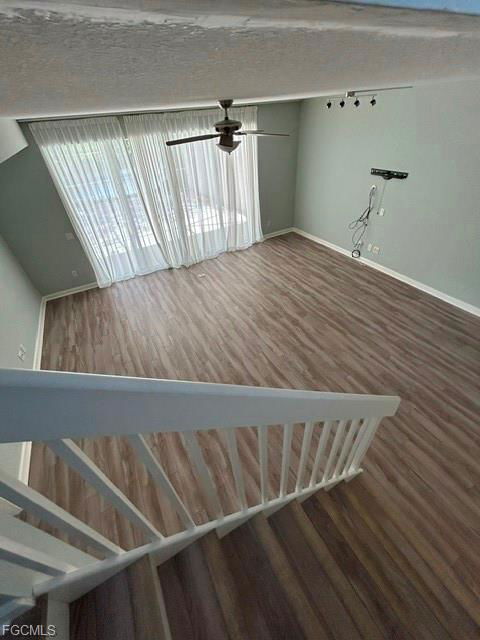 Photo - 5565 Cove Cir