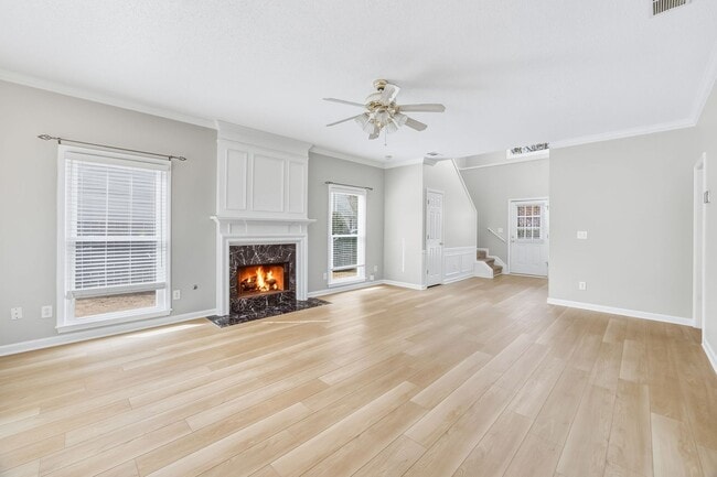 Photo - Spectacular John's Creek Traditional