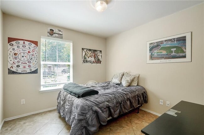 Photo - 18316 Great Falls Dr