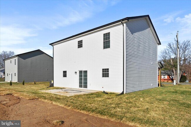 Photo - 118 Windsor Knit Rd