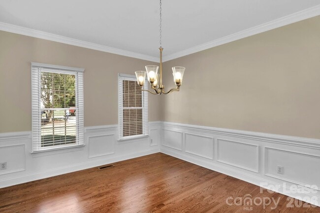 Photo - 1202 Coachman Dr