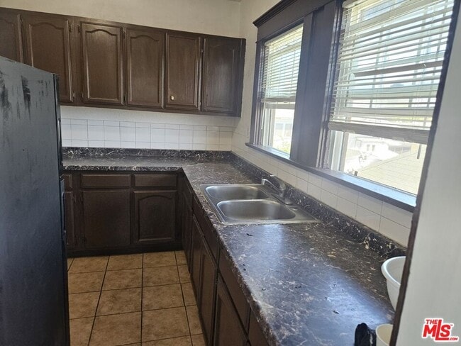 Photo - 1665 W 12th Pl Unit 2