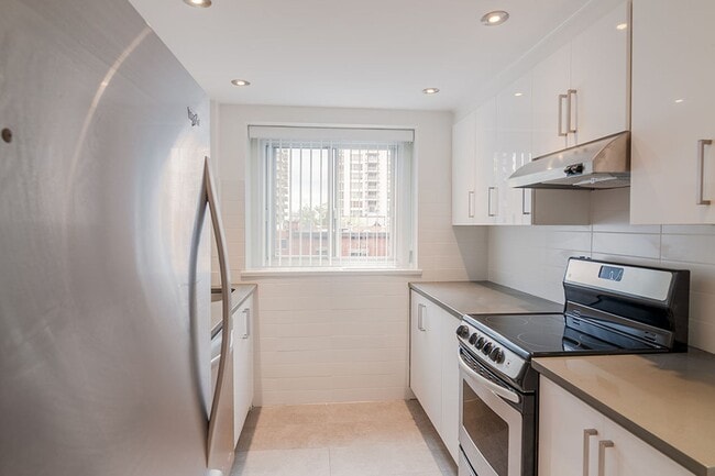 Photo - Drummond Plaza