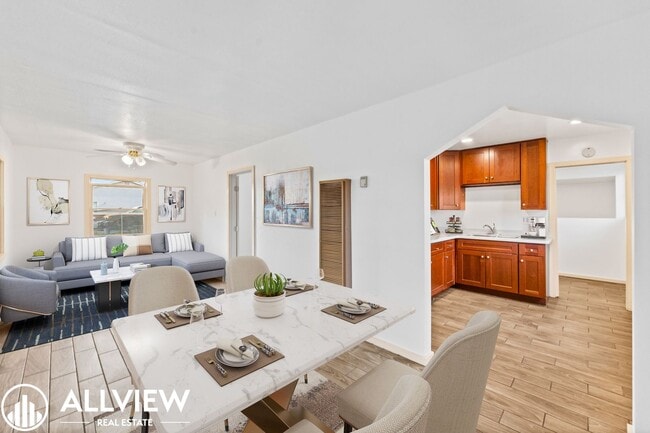 Building Photo - Beautifully Updated 1 Bed/1 Bath Single-Fa...