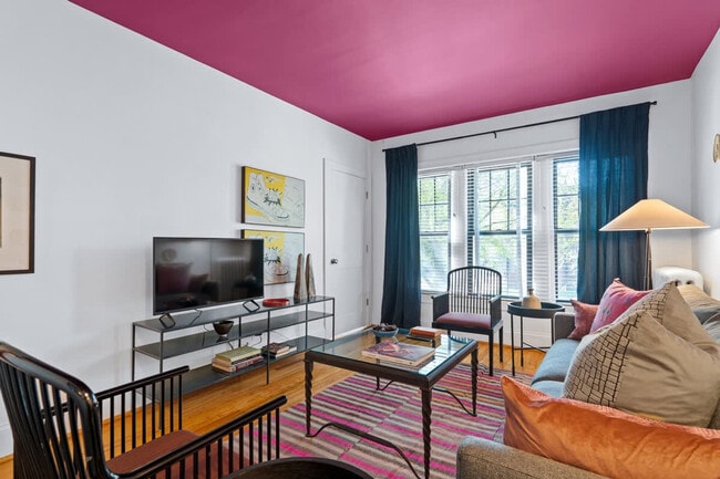 Photo - 1200 W Eddy St Unidad ID1360068P