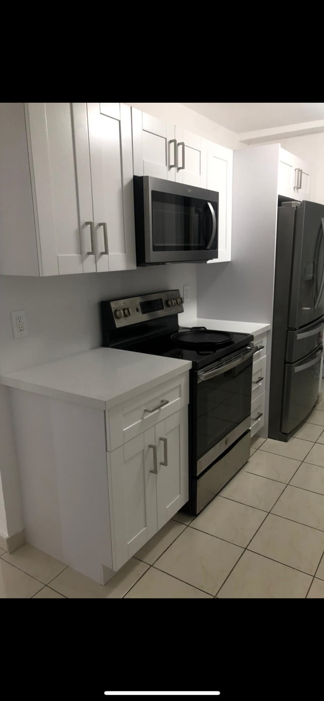 Photo - 1200 NE Miami Gardens Dr Unit 820