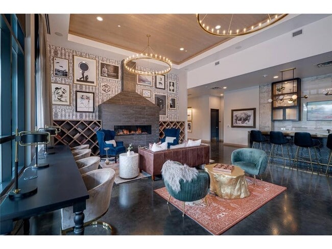 Photo - 728 3rd Sta Unit 207