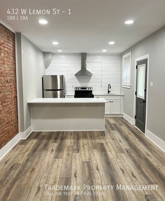 Building Photo - 432 W Lemon St Unit 1