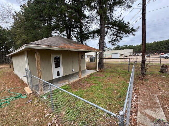 Photo - 280 Joy Ln