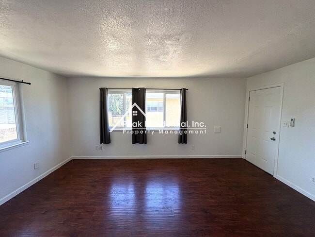 Photo - 4540 Ashcroft Ave Unit #12