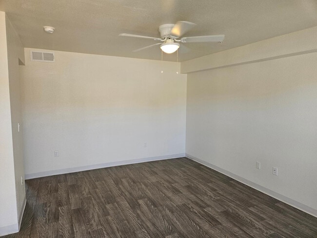 Photo - 1241 E Cinnabar Ave Unit 102A