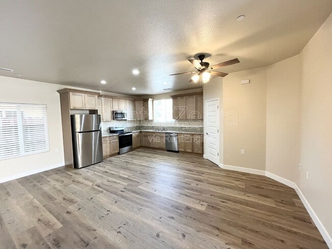 Photo - 1349 Belmont Dr