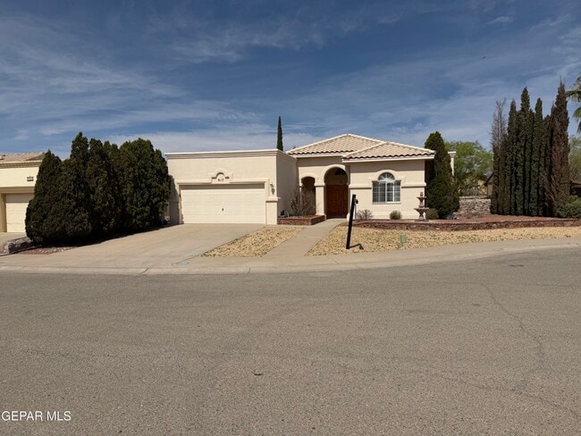 Building Photo - 917 Tecate Pl