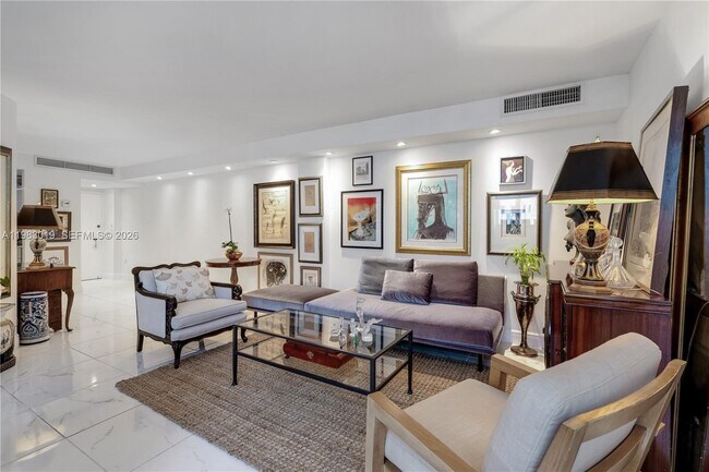 Photo - 825 Brickell Bay Dr Unit 850