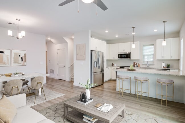 Building Photo - Alexan Chelmsford Rental