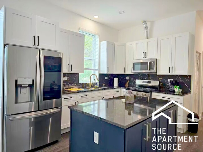 Photo - 2937 W Jackson Blvd