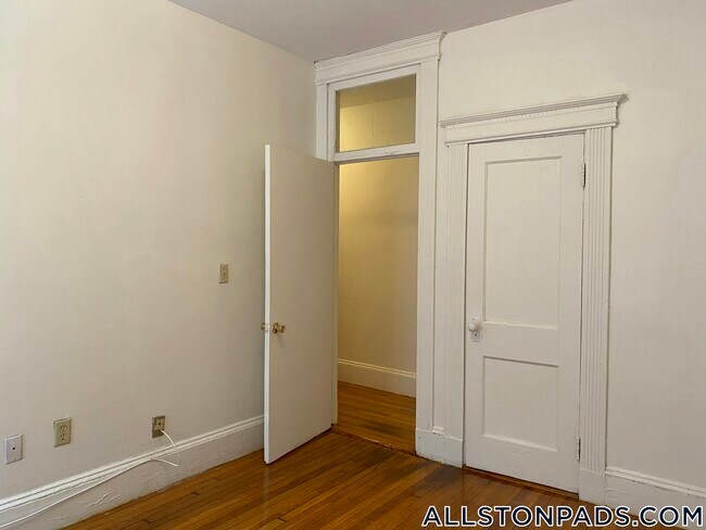 Photo - 1254 Commonwealth Ave Unidad 7