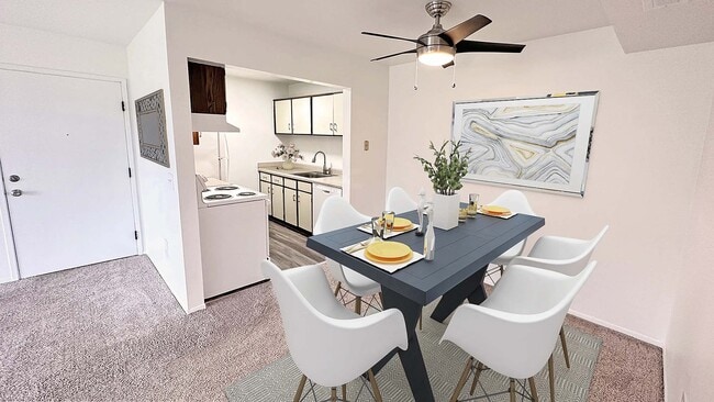 Dining Room - Autumn Ridge