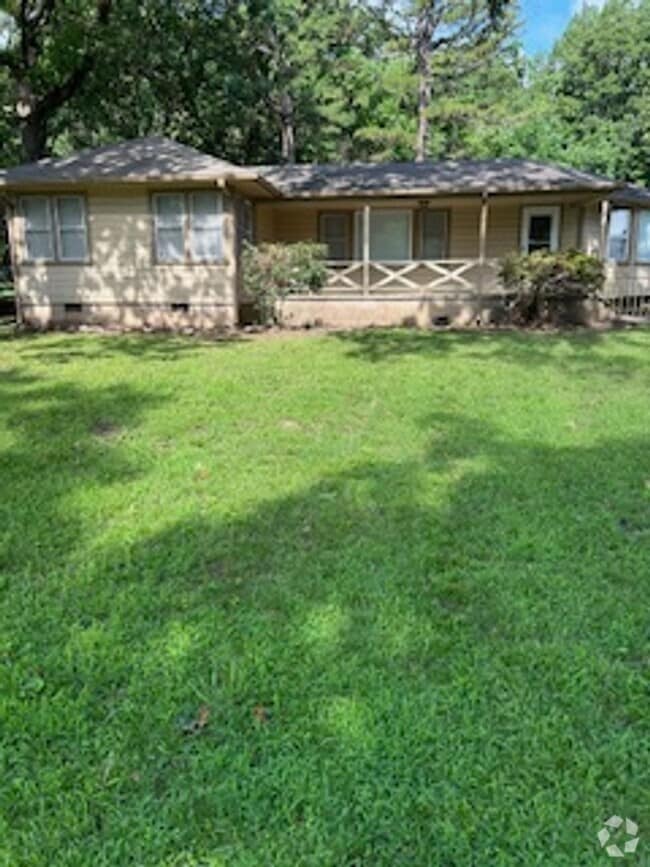 Building Photo - Nice 3 bedroom 1 bath in Berryhill Rental