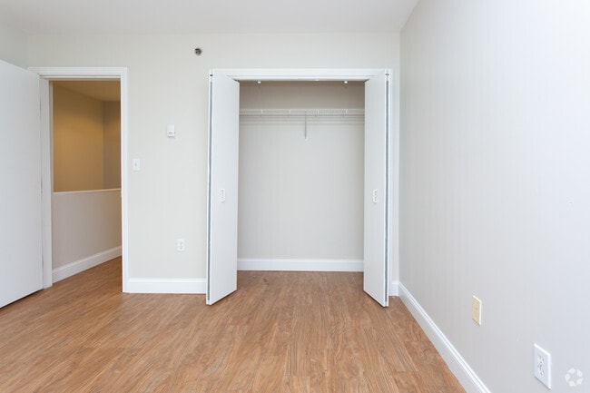 Photo - Auburn Court