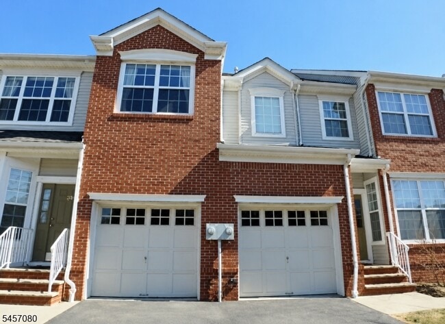 Building Photo - 20 Gordon Cir