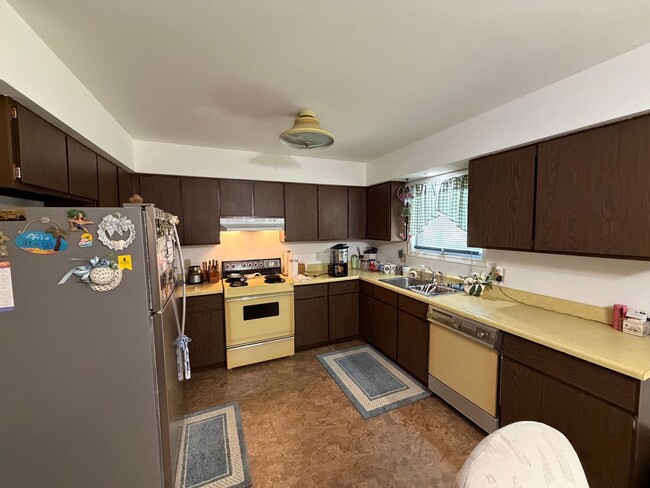 Photo - 2 Bed 1 Bath Side By Side Duplex in Port Edwards