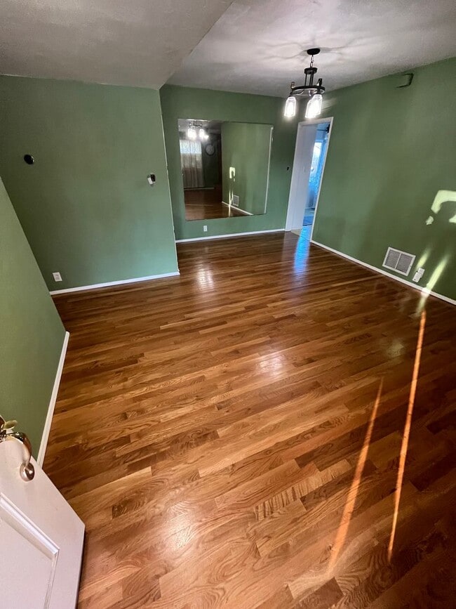 Photo - Cozy Home for rent in Tulare