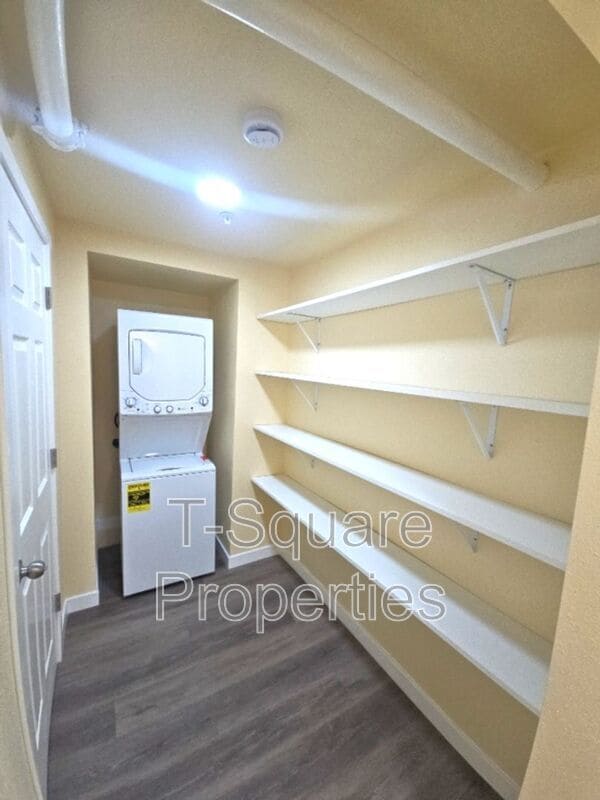 Photo - 7041 S 116th Pl