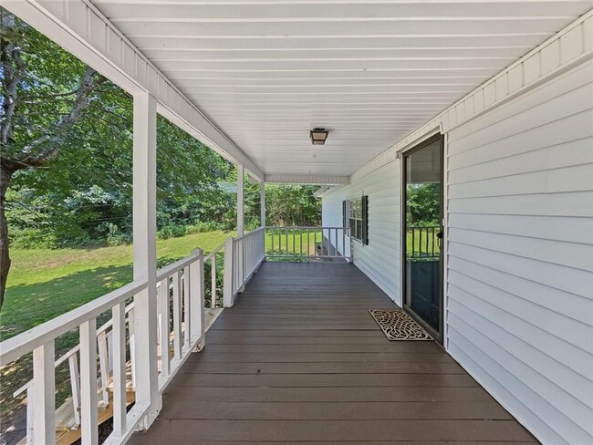 Photo - 3542 Shoreland Dr