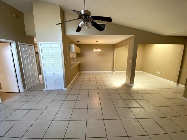 Photo - 755 Golden Sunshine Cir