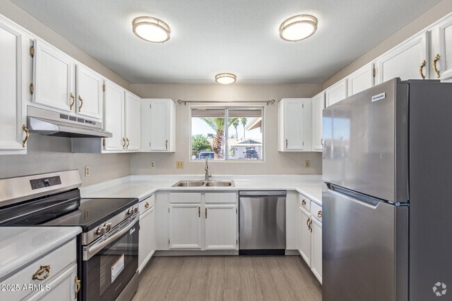 Building Photo - 7342 W Minnezona Ave Rental