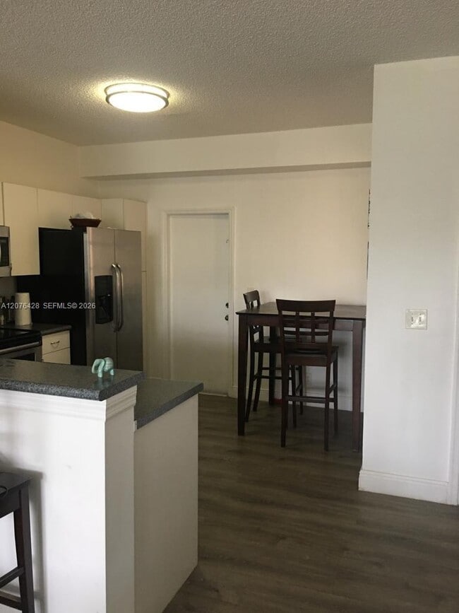 3870 San Simeon Cir