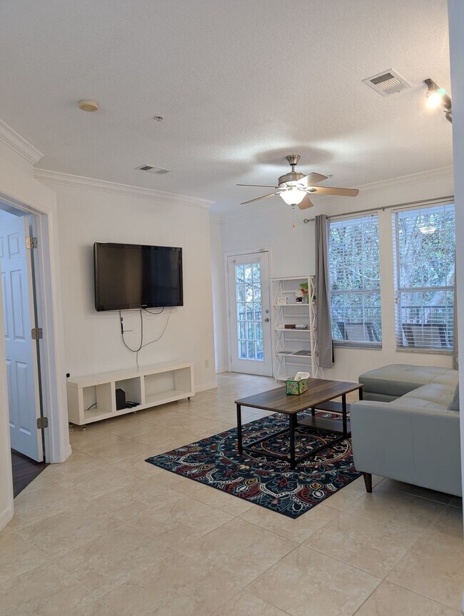 Photo - Campus View 202 Unidad Campus View Shared Housing