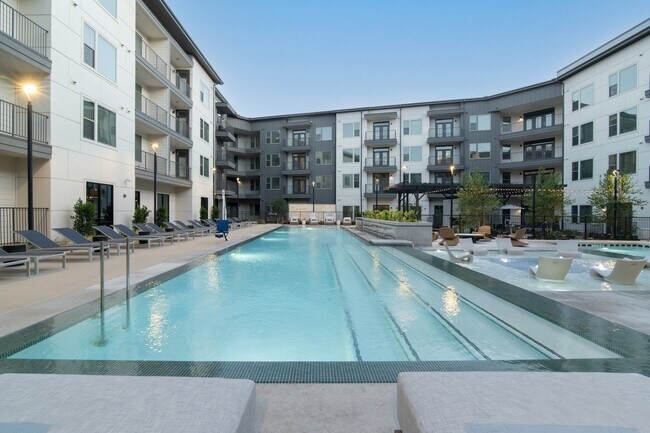 Diamond Flats