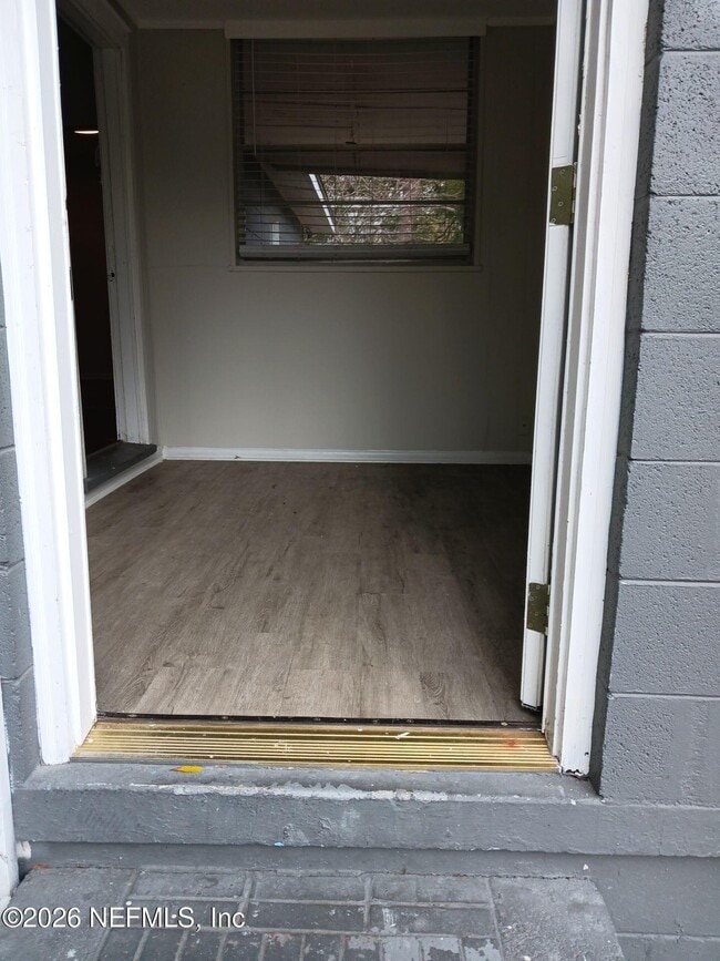 Photo - 2733 King Cole Dr