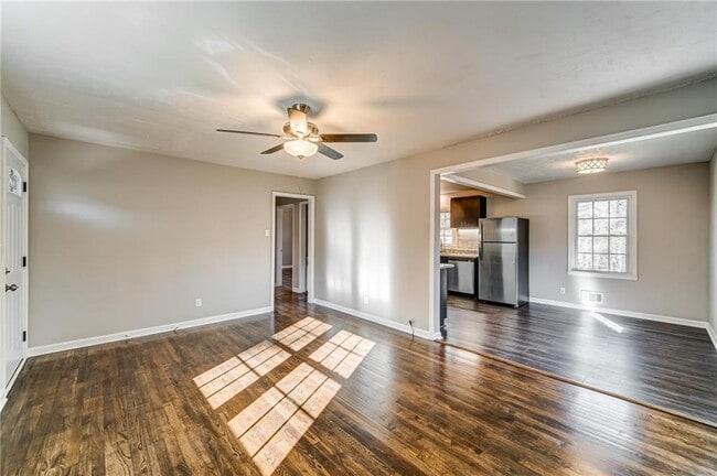 Photo - 4652 Old Cowan Rd